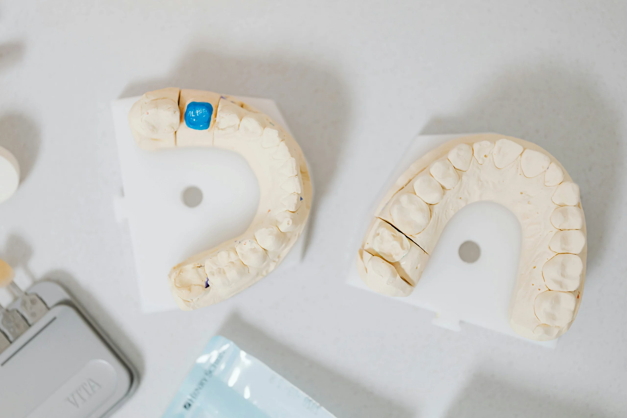 Know the types of cosmetic dentistry procedures.